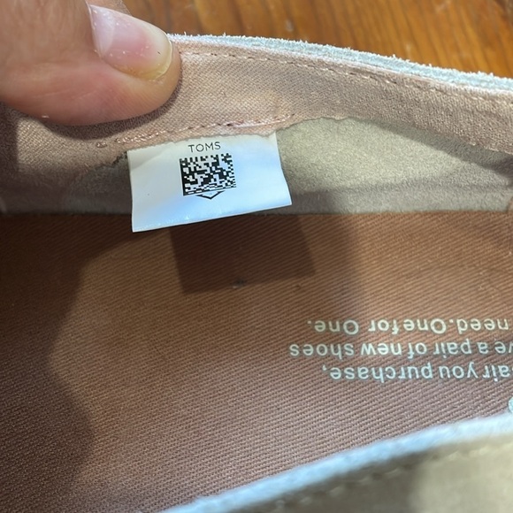 Tom’s slip on blush birch sunset suede shoes size 8.5W - Picture 7 of 8